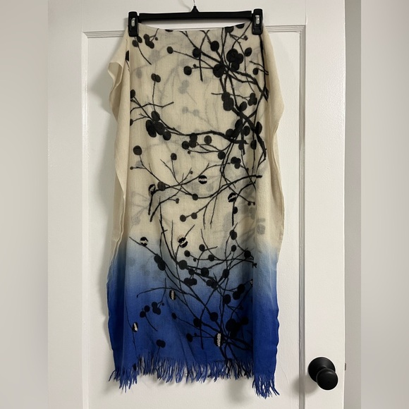 Wool scarf / wrap - twig berry pattern with sequins- 70x25 approximately - Picture 1 of 5